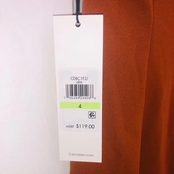 Calvin Klein dress (4) - Picture 7 of 7